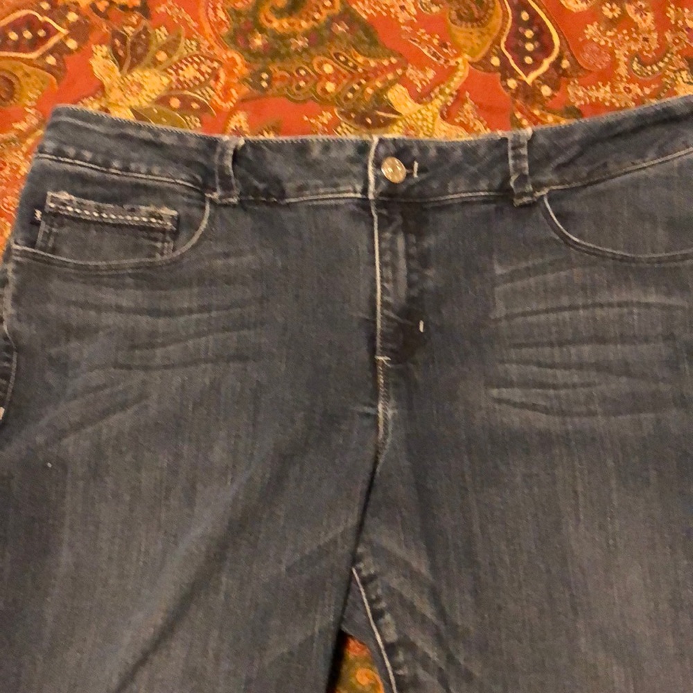 Lee Perfect Fit size 18 jeans. EUC